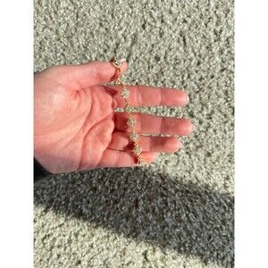 sparkly diamond shaped bracelet